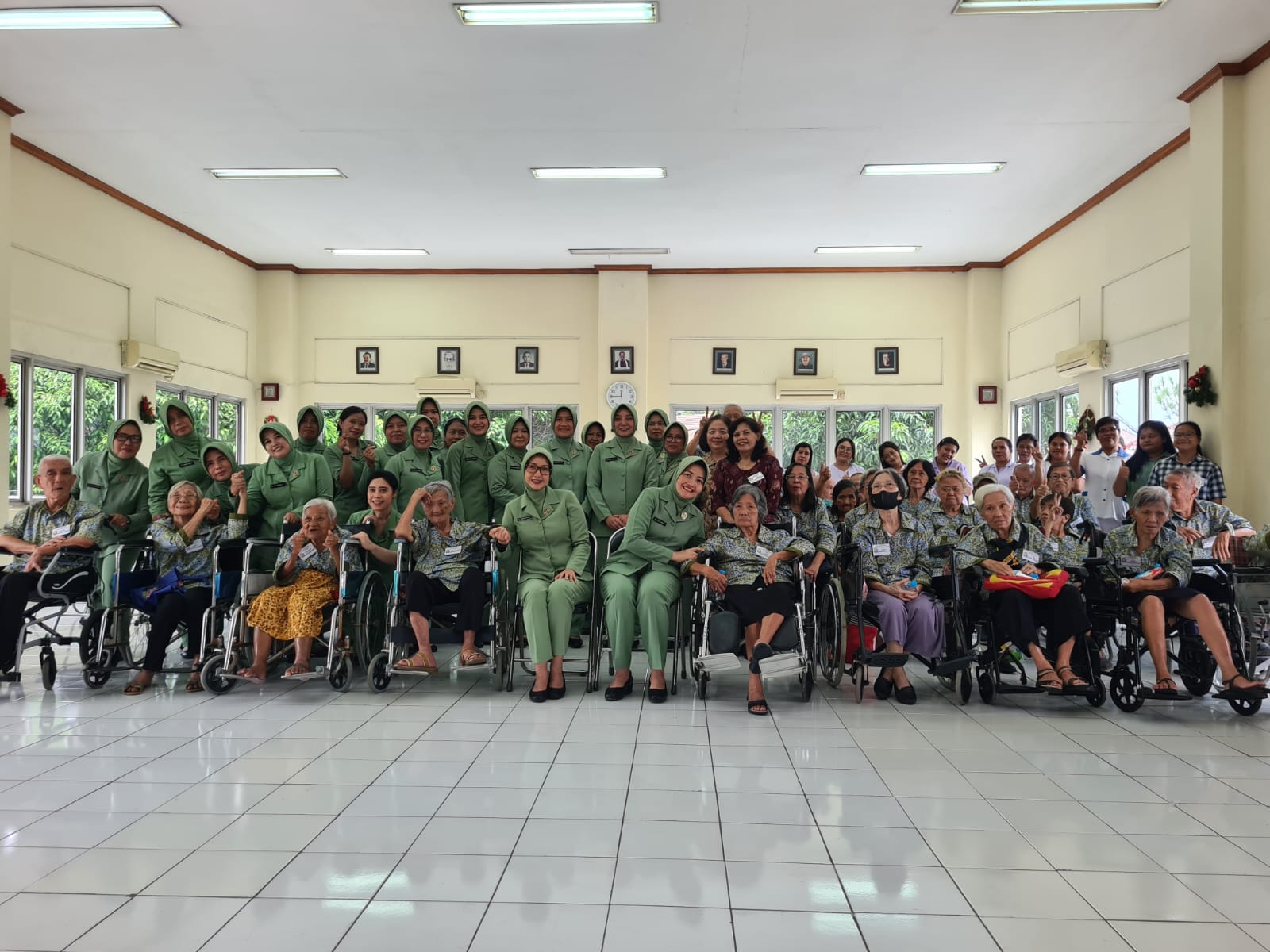 Kunjungan dan Bakti Sosial (Baksos) dari Lanud (Pangkalan Angkatan Udara) Atang Sanjaya, Bogor ke Panti Wreda 12 Sep 2024